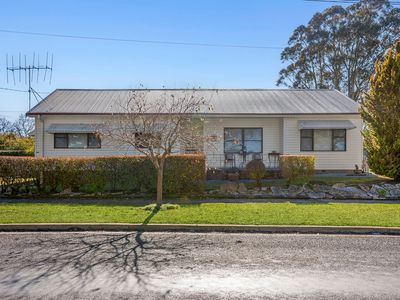 12 Crown Street, Crookwell