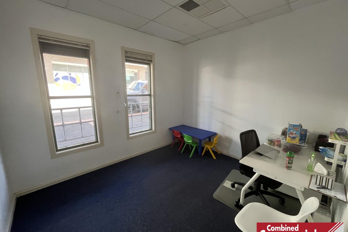 1 / 28 Somerset Avenue, Narellan