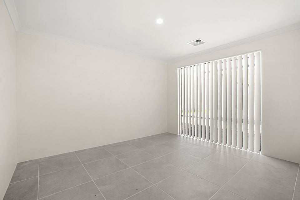 16 Minjary Loop, Baldivis