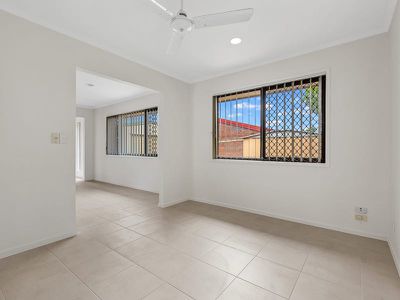 24 Toufik Street, Rochedale South