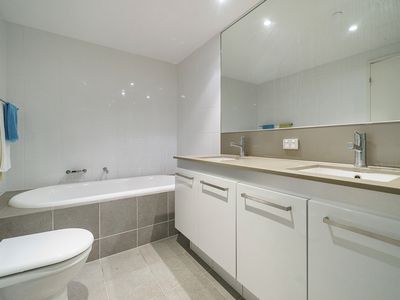 202 / 2 Oldfield Street, Burswood