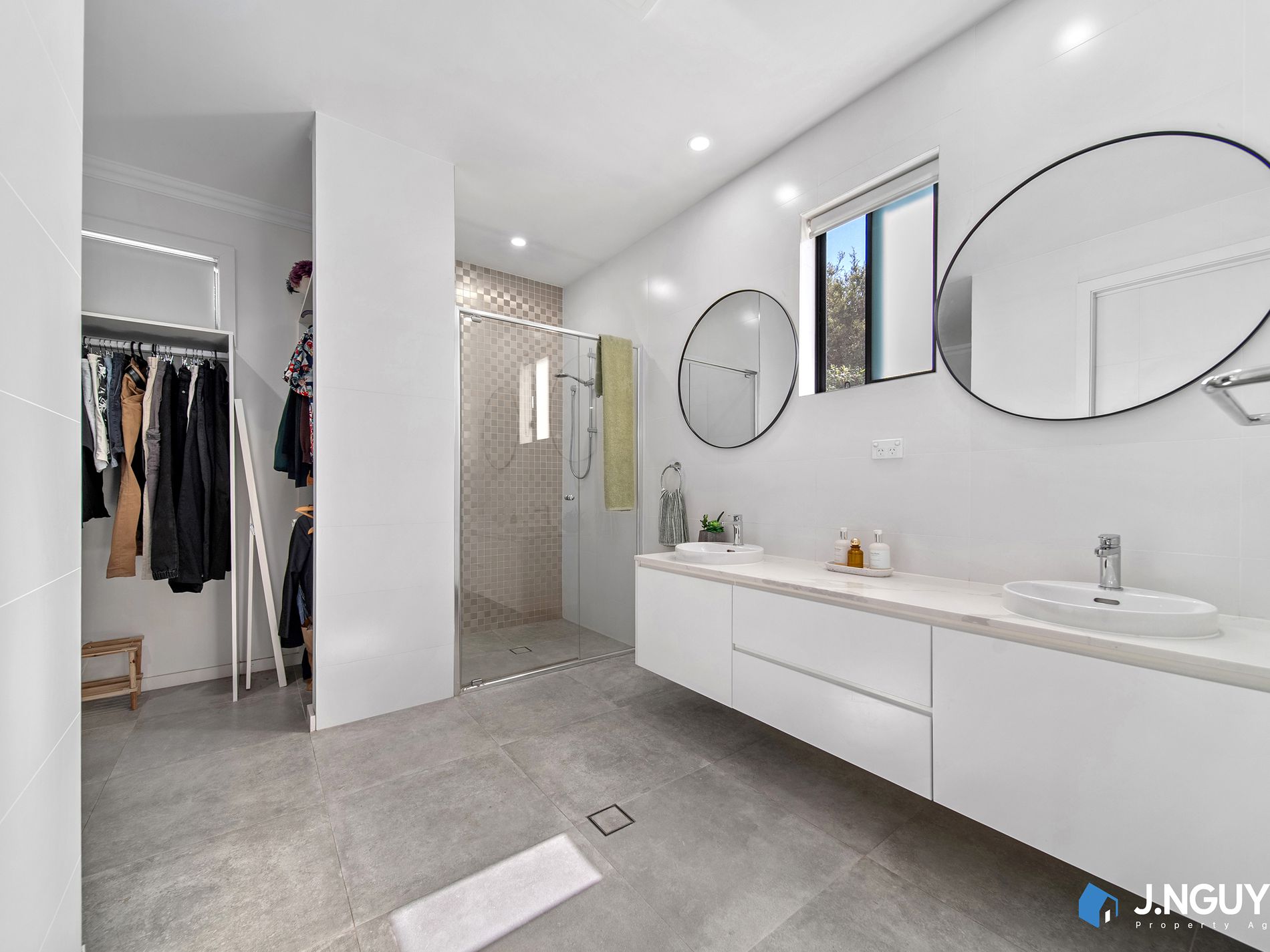 102 & 102a Kalang Road, Edensor Park