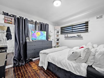 9 Wanganella Street, Miller