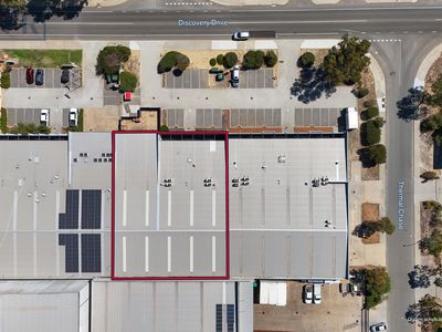 82 Discovery Drive, Bibra Lake