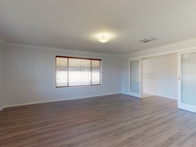 43 Oxley Circle, Dubbo