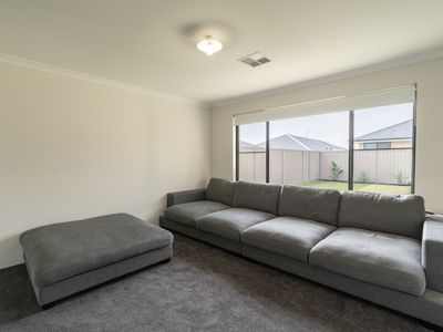 9 Miramar Loop, Baldivis