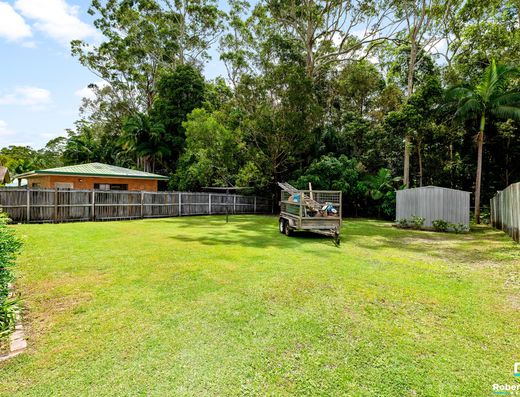 A 3 Bedroom Home PLUS Bonus Room in The Parklands Estate  image 14
