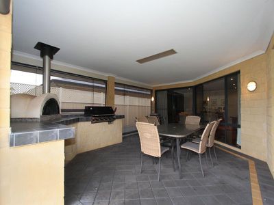 44 Longmore Parade, Broadwood