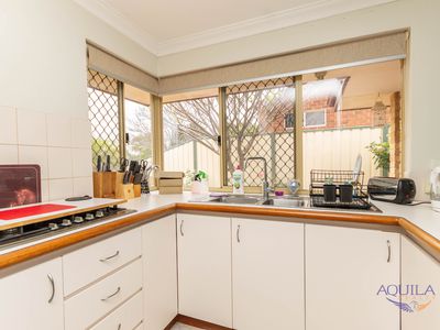 11 Robinia Rise, Helena Valley