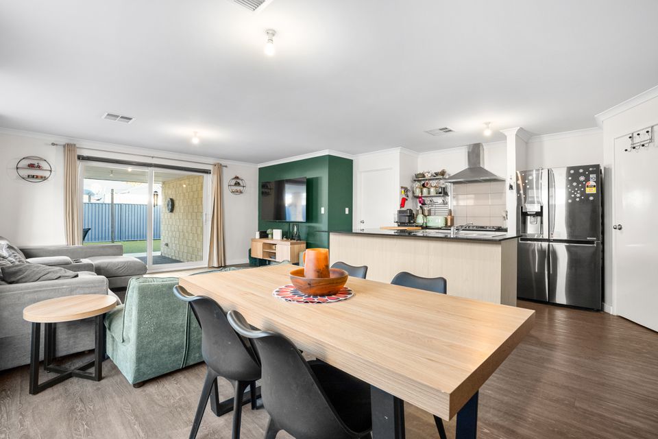 12 ANGOVE ROAD, Baldivis