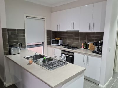 2 / 49 Hope Way, Tarneit