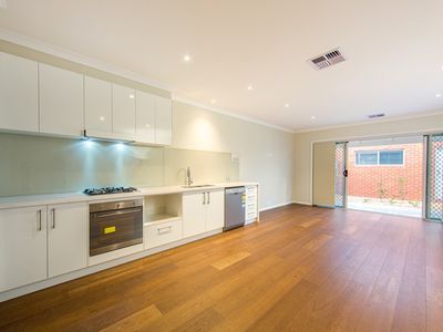 470 WILSON STREET, Albury