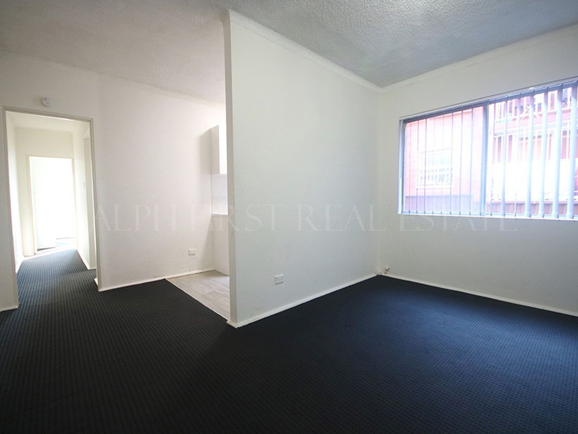 2 / 12 Colin Street, Lakemba