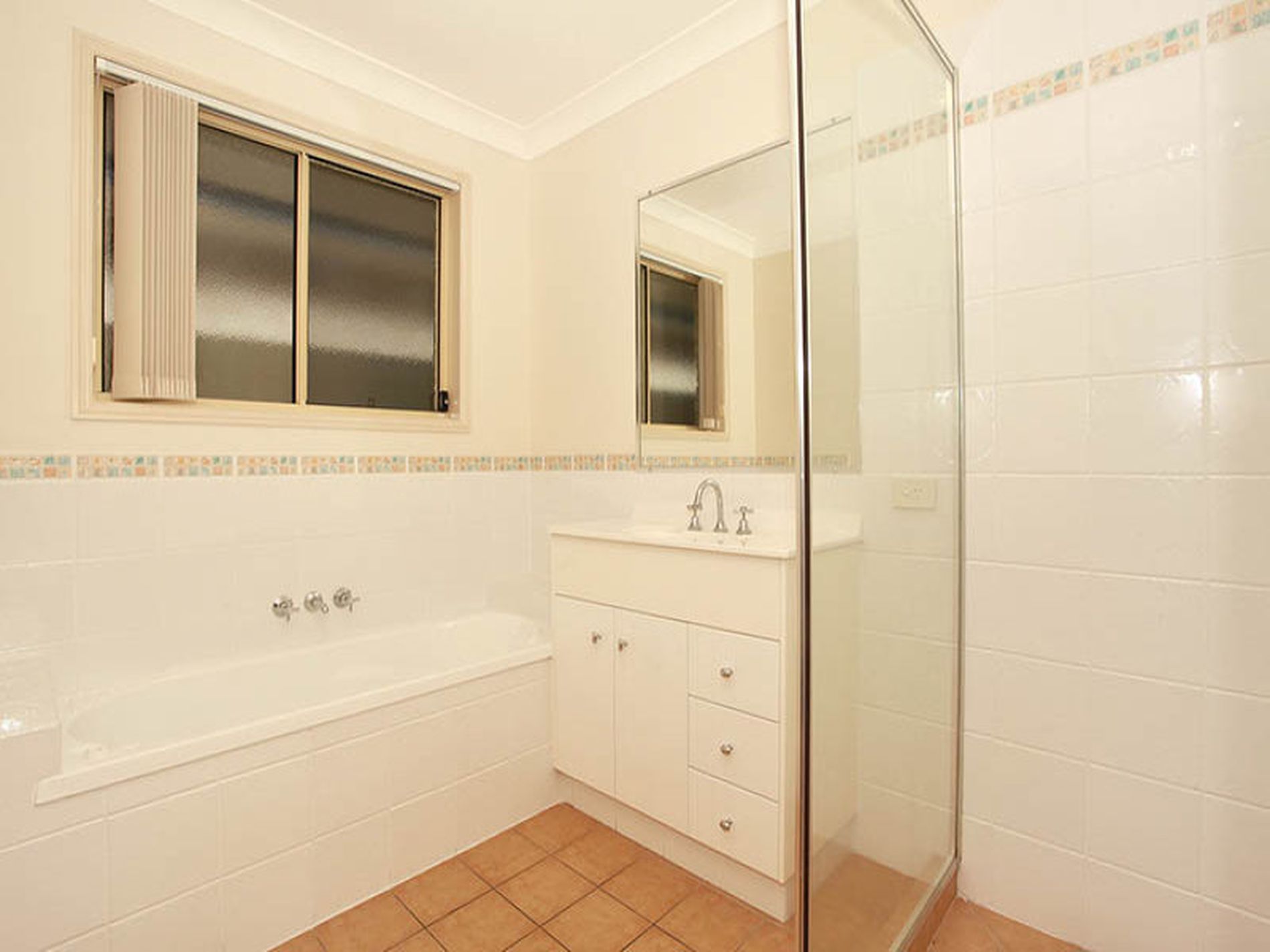 1 / 30 Franklin Street, Banora Point