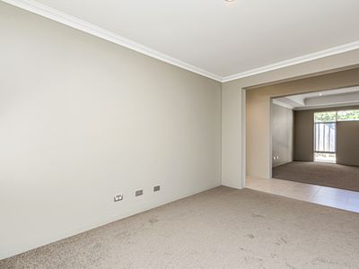 4 Surf Street, Yanchep