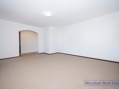 25 Redfin Crescent, Beldon