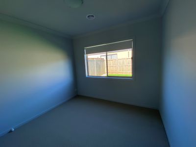 15 Rathdowne Drive, Mickleham