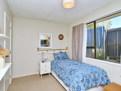 7 Heriott Close, Burwood