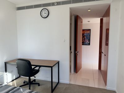 1015 / 2 Chippendale Way, Chippendale