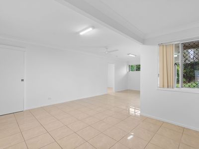 16 Falstaff Street, Sunnybank Hills