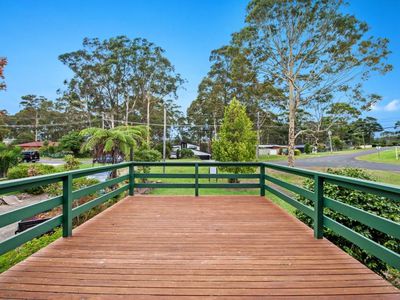 11 Kings Point Drive, Kings Point