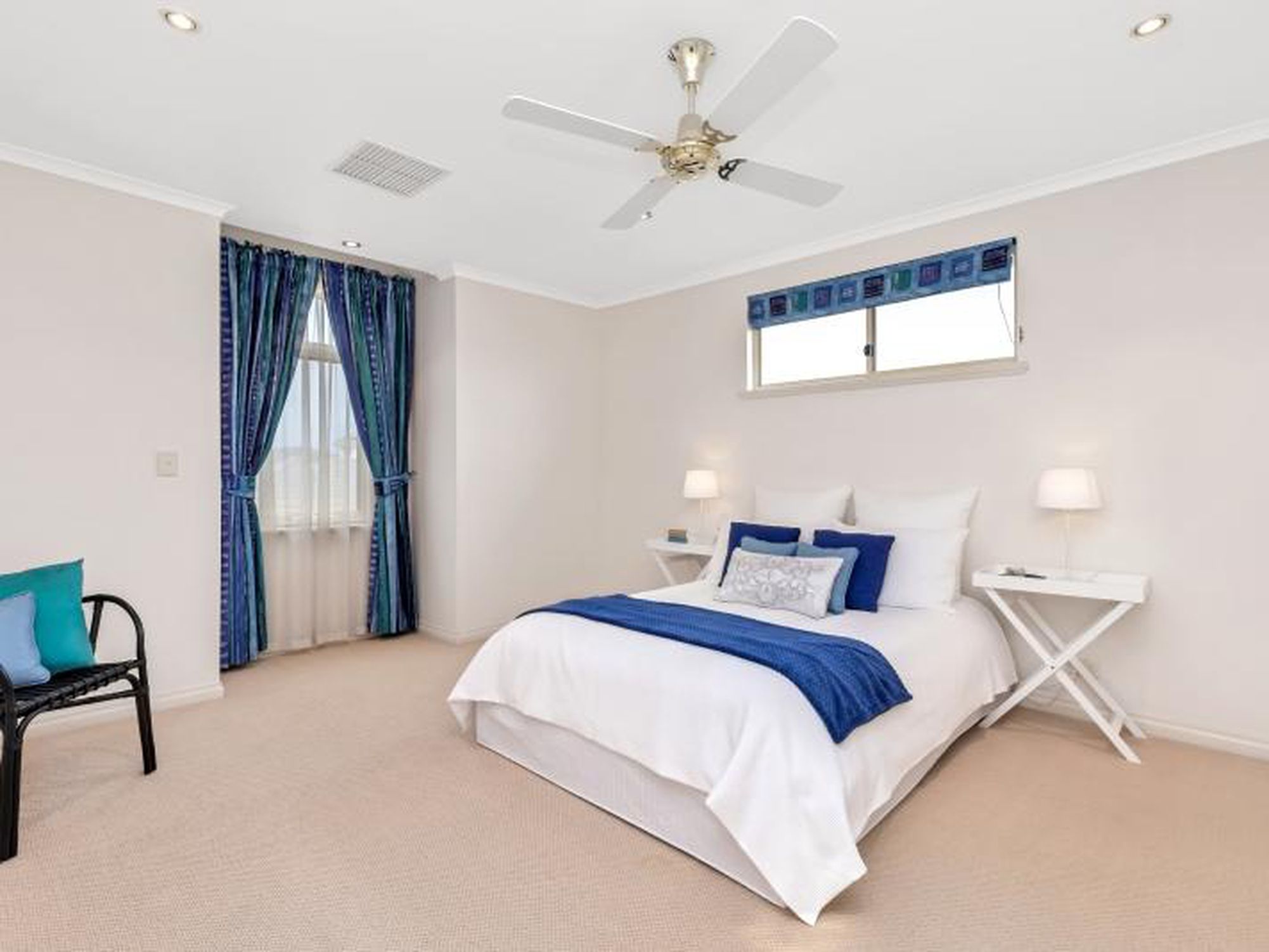8 Alexander Court, Novar Gardens