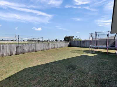 59 Makybe Diva Drive, Ooralea