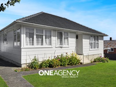 101 Waihora Crescent, Waitangirua