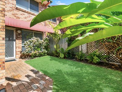 10 / 49 Dutton Street, Coolangatta