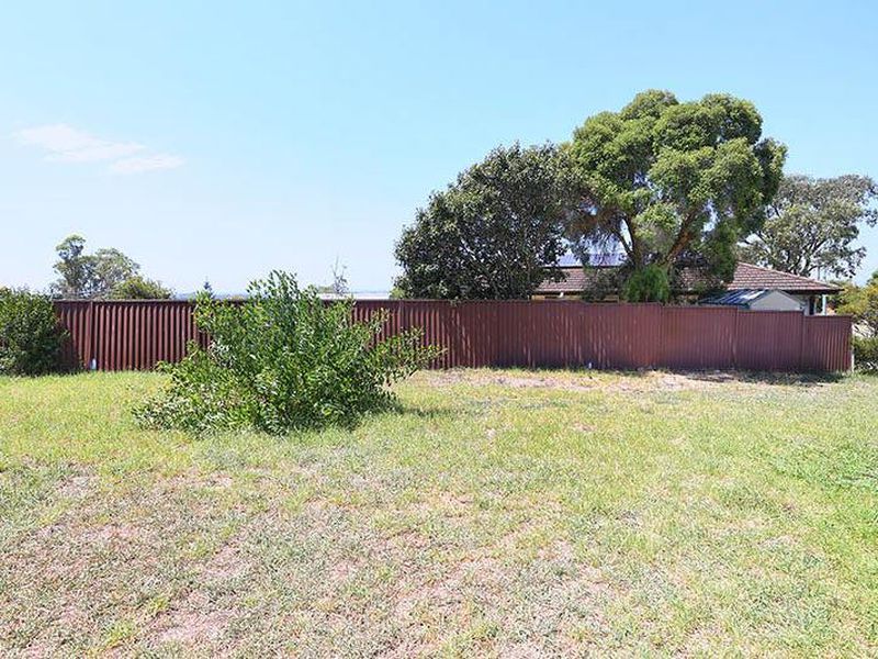 96 Strickland Cres, Ashcroft