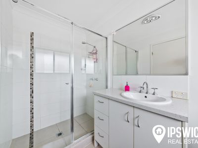 14 Brolga Street, Lowood