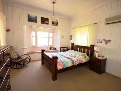 63 Falcon Street, Longreach