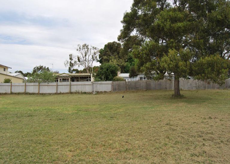 33  and 35 Camira Street, Portland