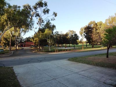 8 Mandala Crescent, Bateman