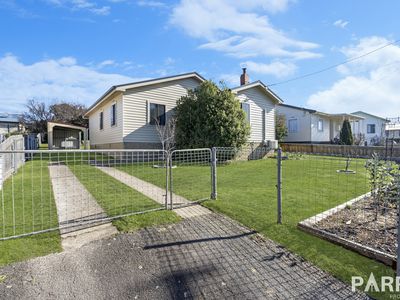 64 Hargrave Crescent, Mayfield