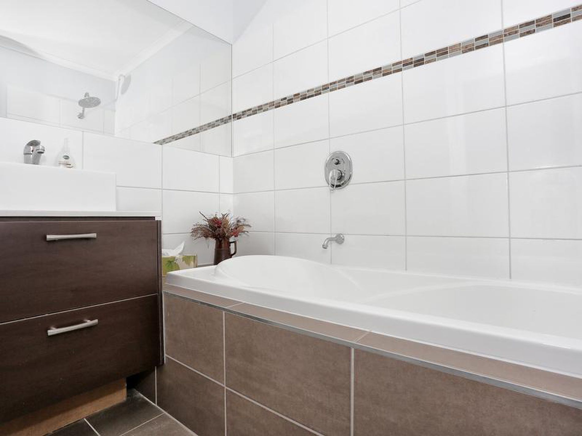 17 Gollan Drive, Tweed Heads West