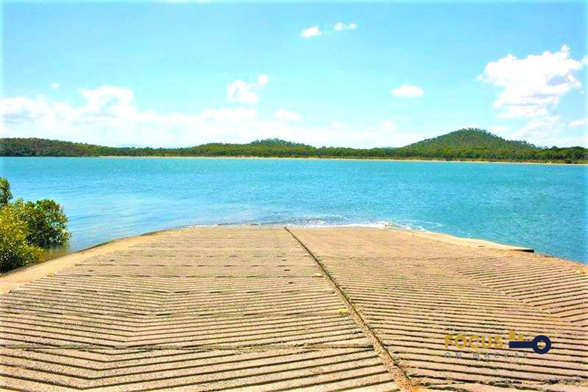 24 Sarina Beach Road, Sarina Beach