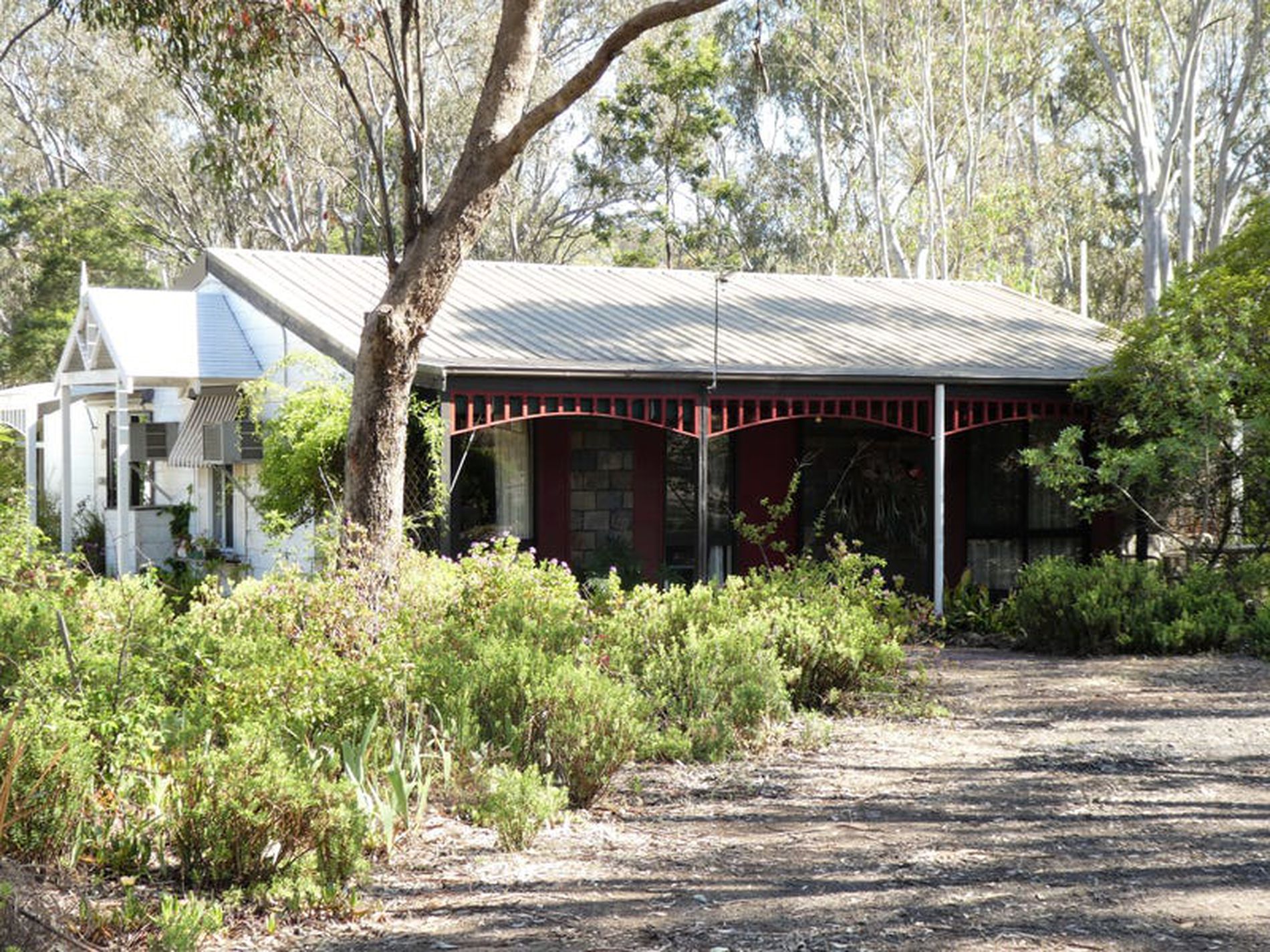 550 Telegraph Rd, Seymour