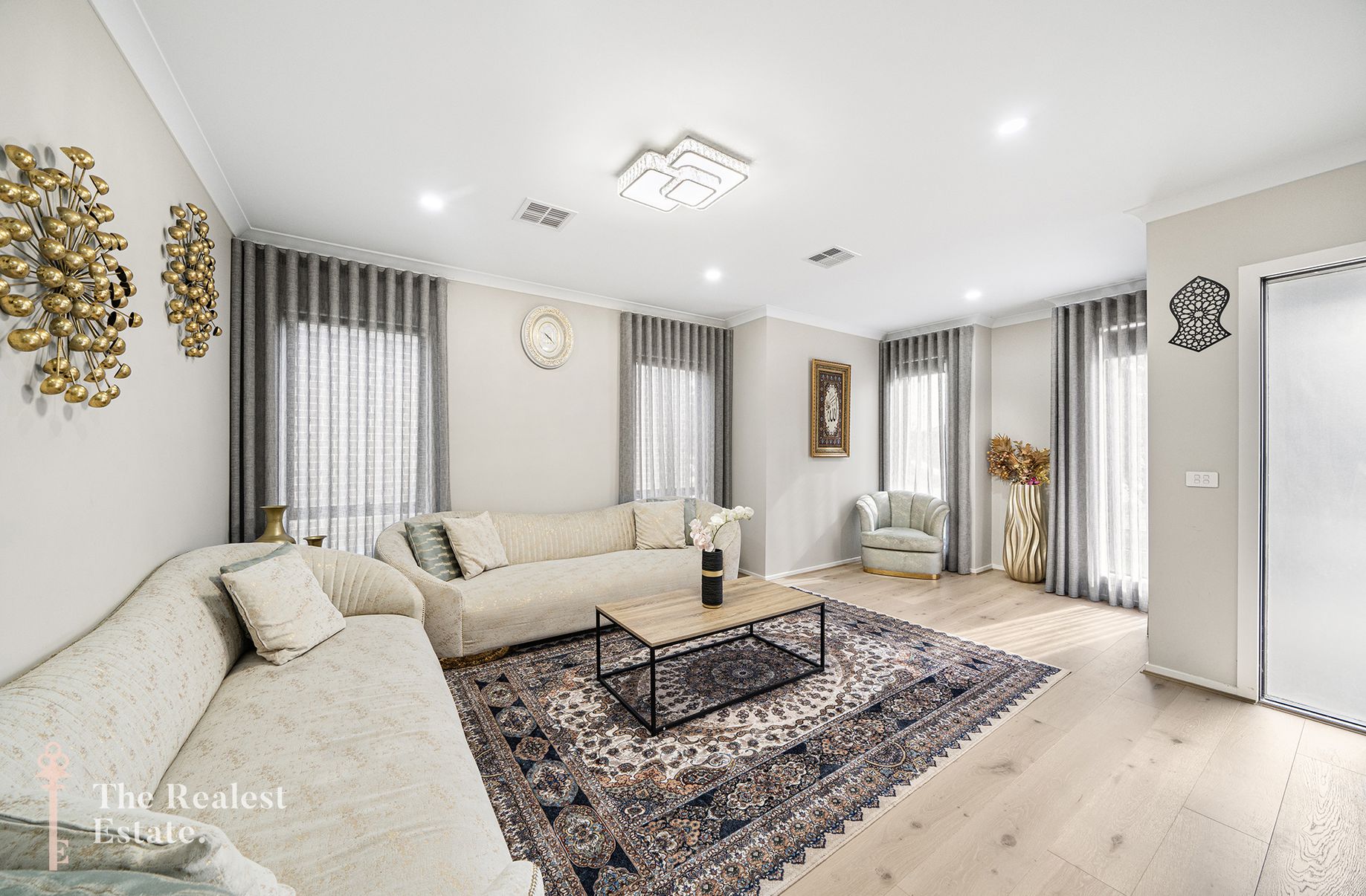 45 Ashbourne Boulevard, Donnybrook, Donnybrook - Thumbnail 2