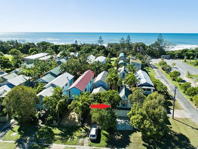 3 Beach Avenue, South Golden Beach