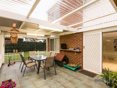 28 Hampshire Drive, Narre Warren South