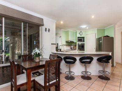 17 Narooma Drive, Ocean Shores
