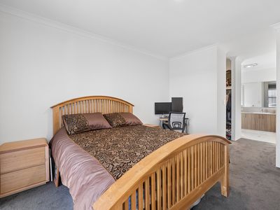 34 Hickman Drive, Piara Waters