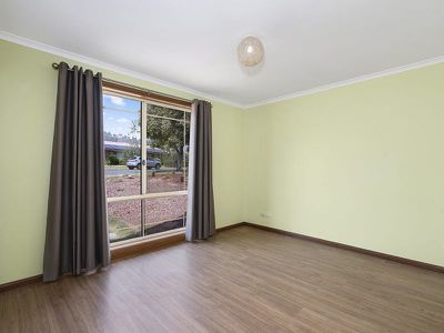 19 Elmslie Cct, West Wodonga