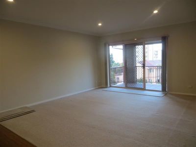 11 / 2 Edward Street, Wollongong