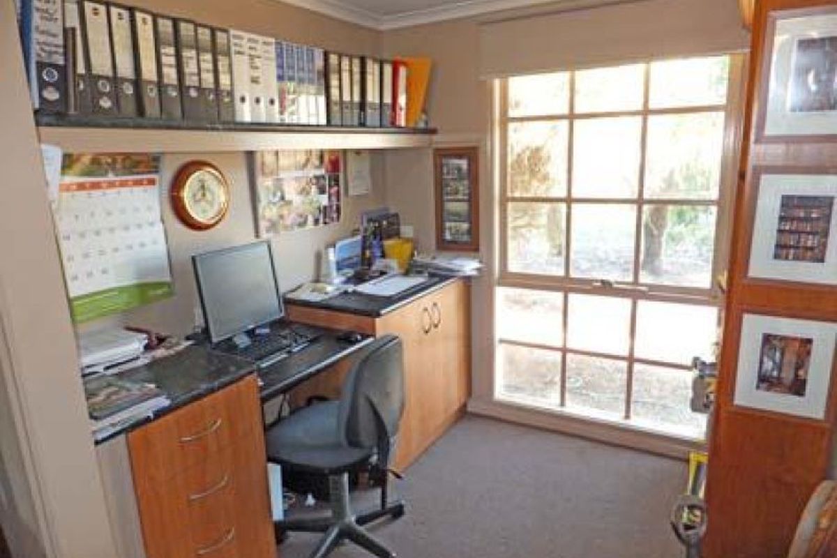 12 Paynes Lane, Kyabram