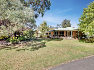 9 Brewer Lane, Eldorado