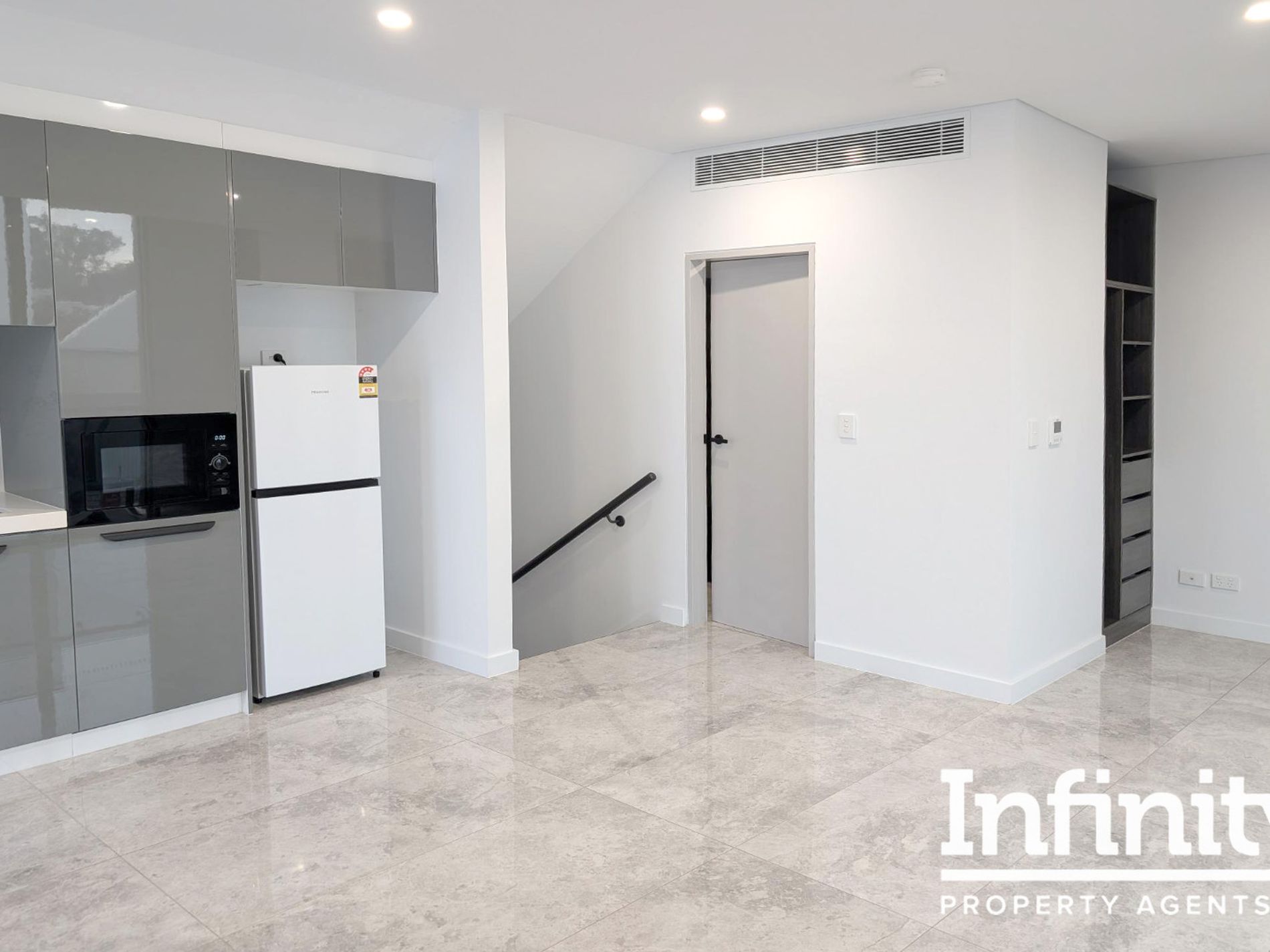 20A Heffron Road, Eastgardens