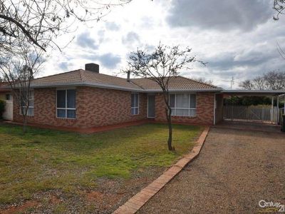 44 Jack William Drive, Dubbo