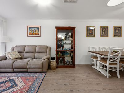 11 / 4 Glastonbury Road, Armadale